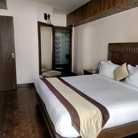 One Earth Royale Boutique Hotel Mussoorie Esterno foto