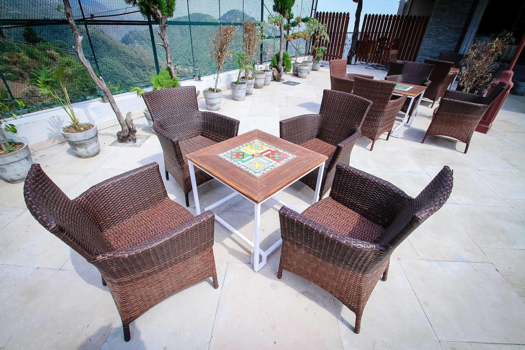One Earth Royale Boutique Hotel Mussoorie Esterno foto