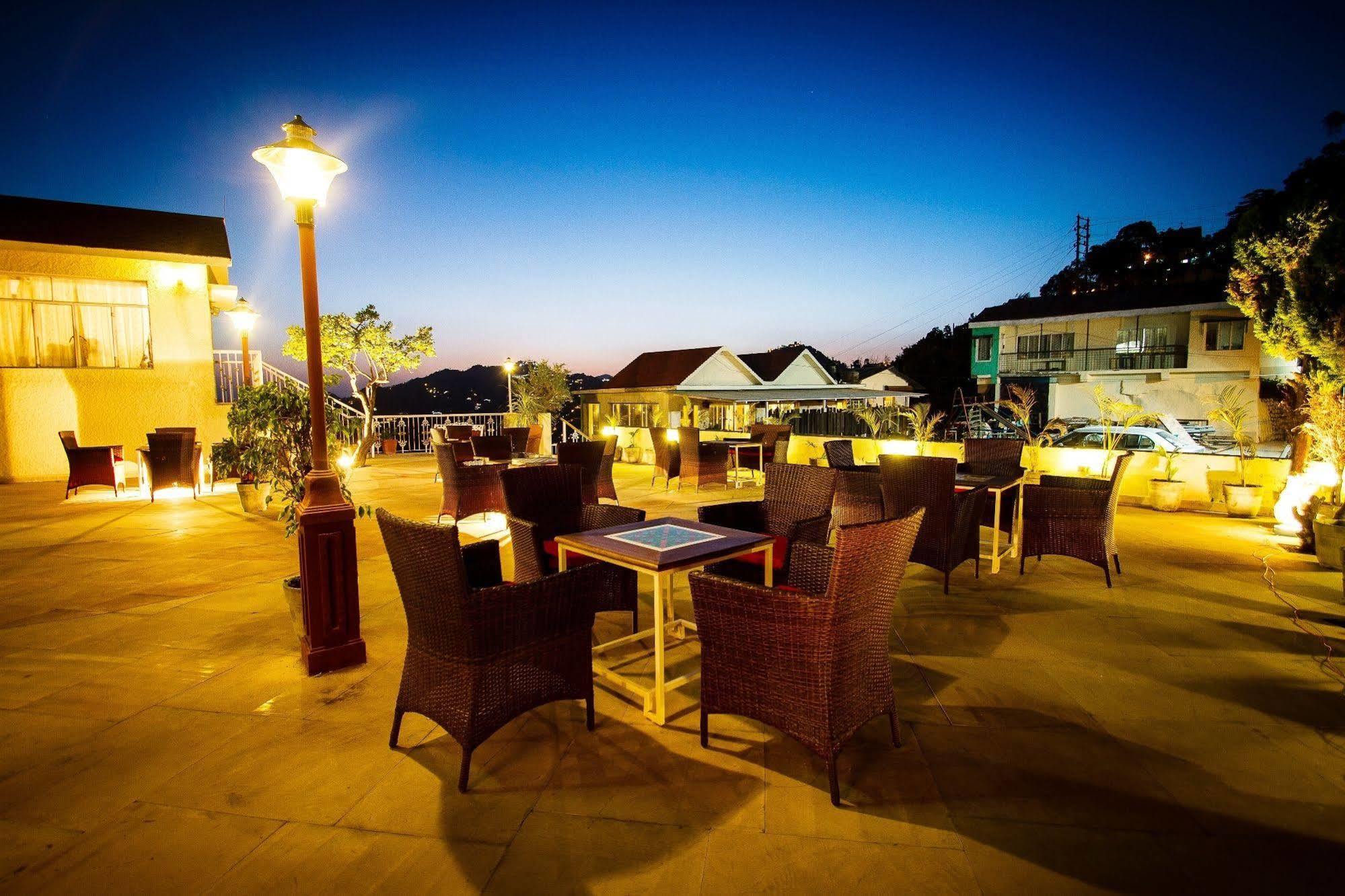 One Earth Royale Boutique Hotel Mussoorie Esterno foto