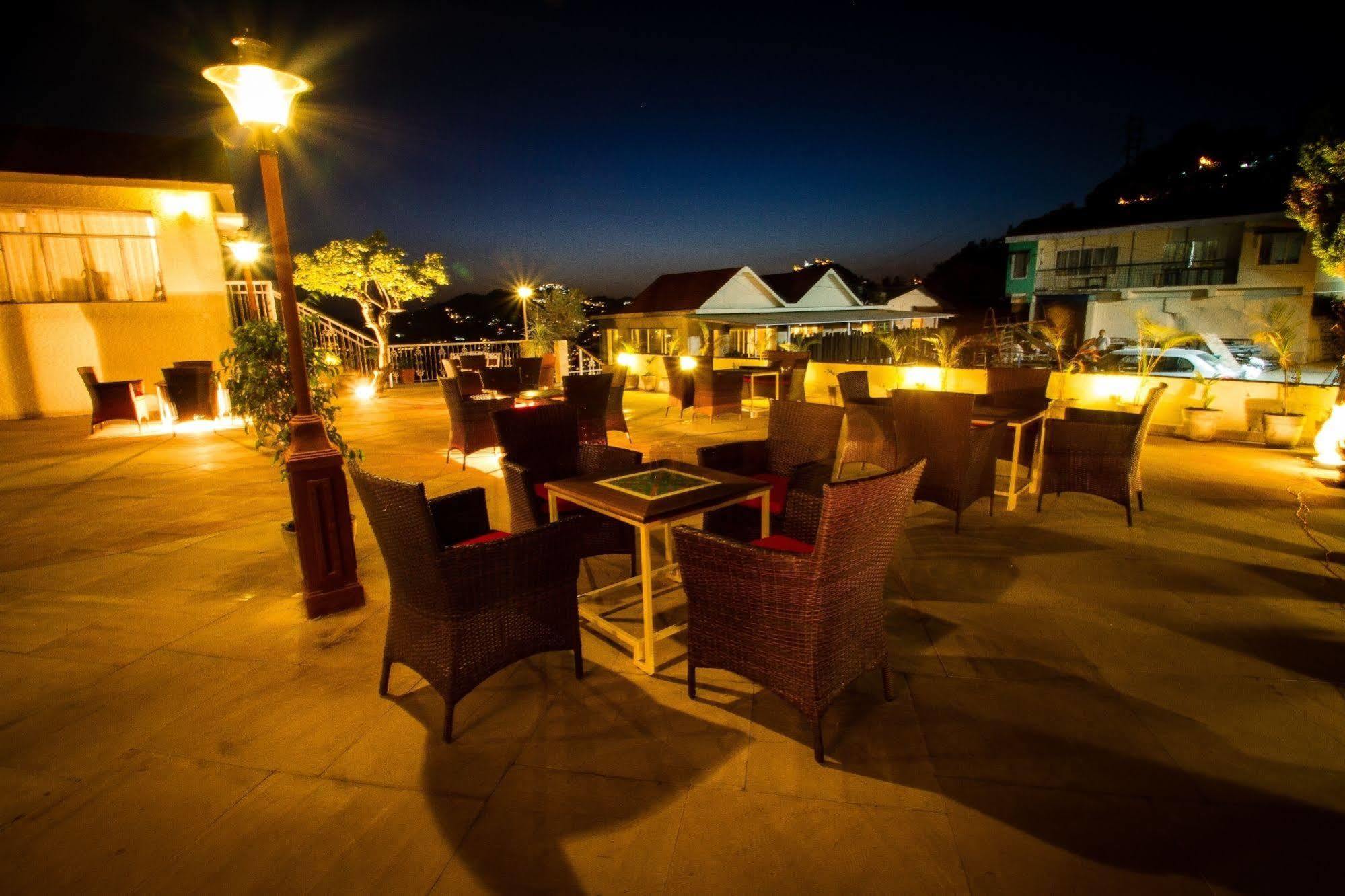 One Earth Royale Boutique Hotel Mussoorie Esterno foto
