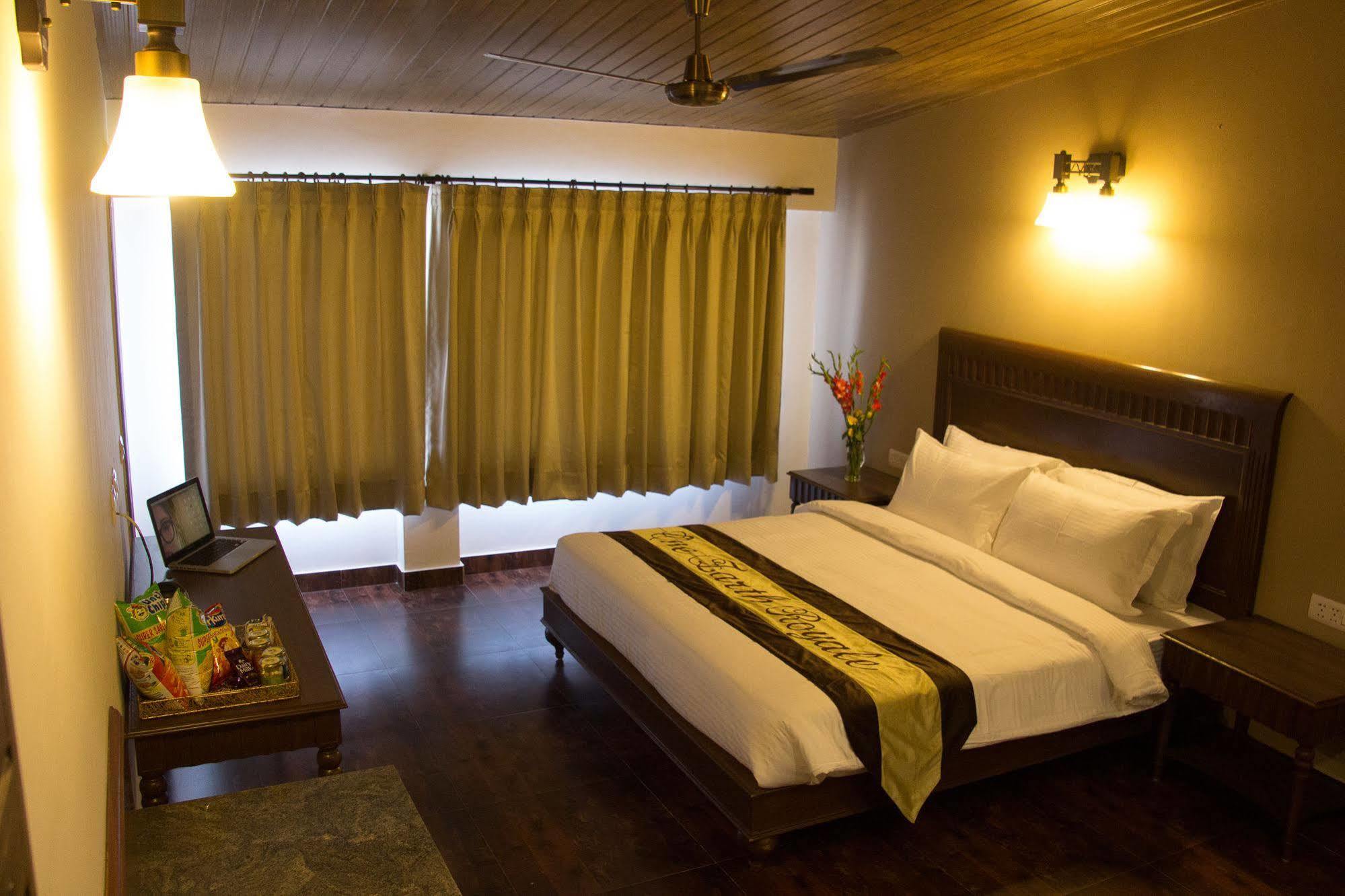 One Earth Royale Boutique Hotel Mussoorie Esterno foto