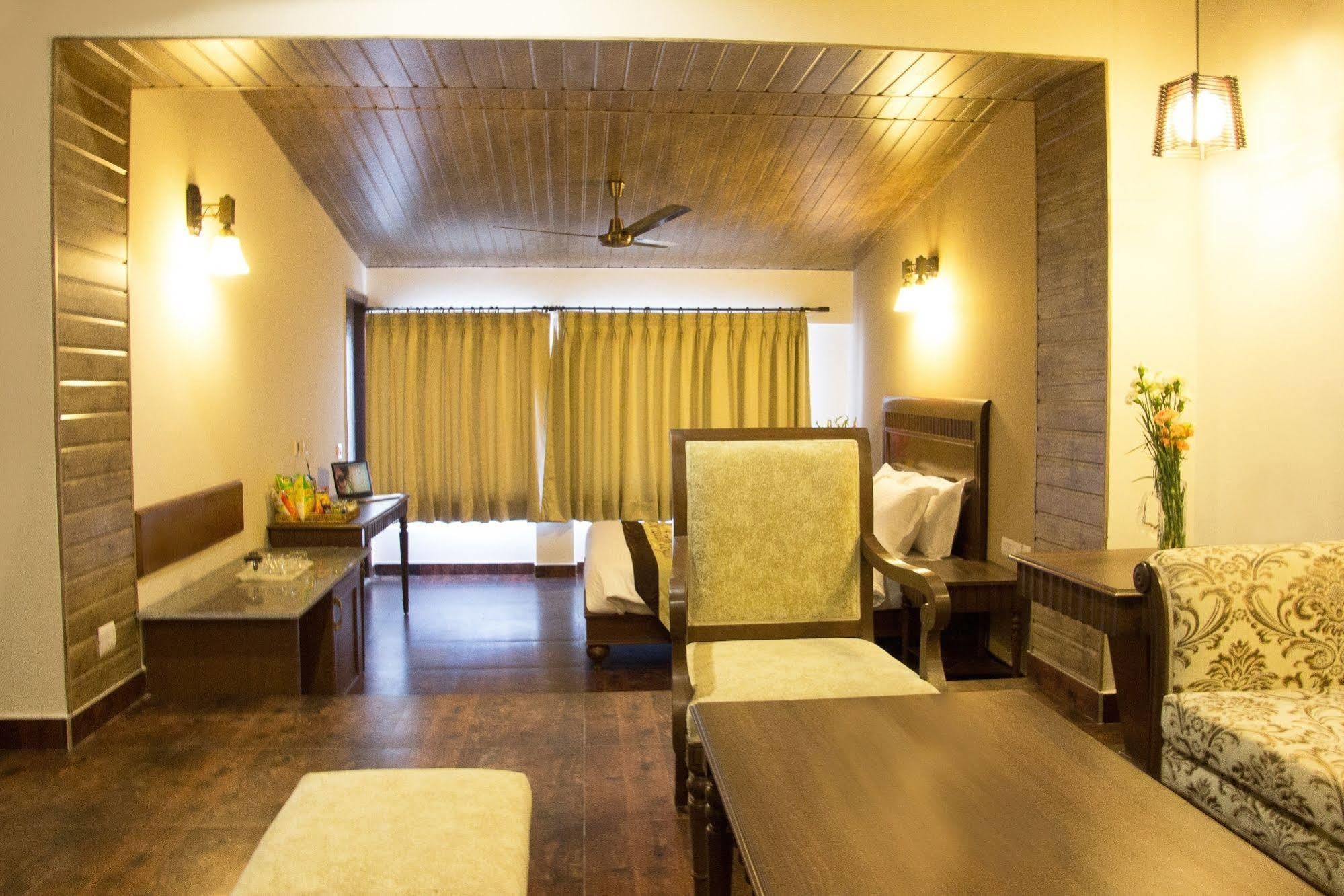 One Earth Royale Boutique Hotel Mussoorie Esterno foto