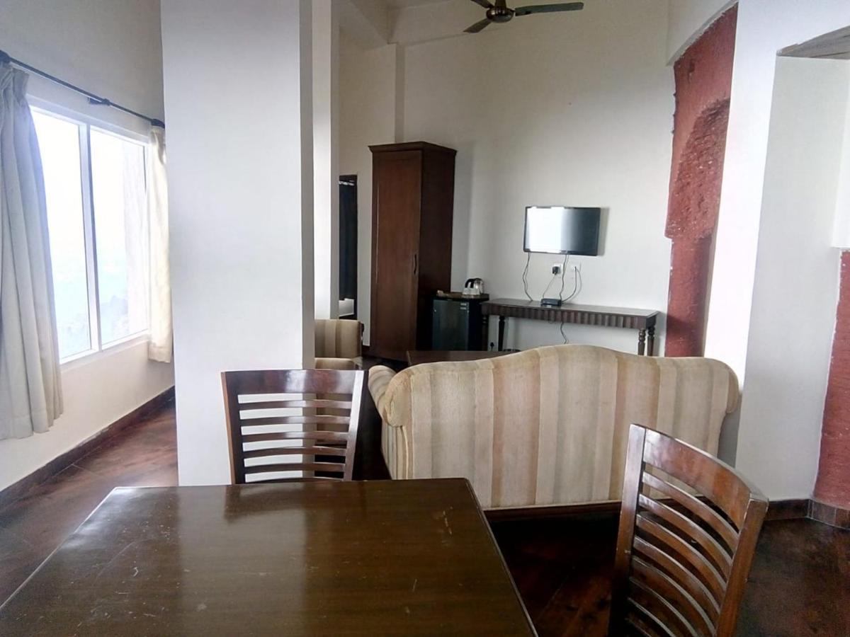 One Earth Royale Boutique Hotel Mussoorie Esterno foto